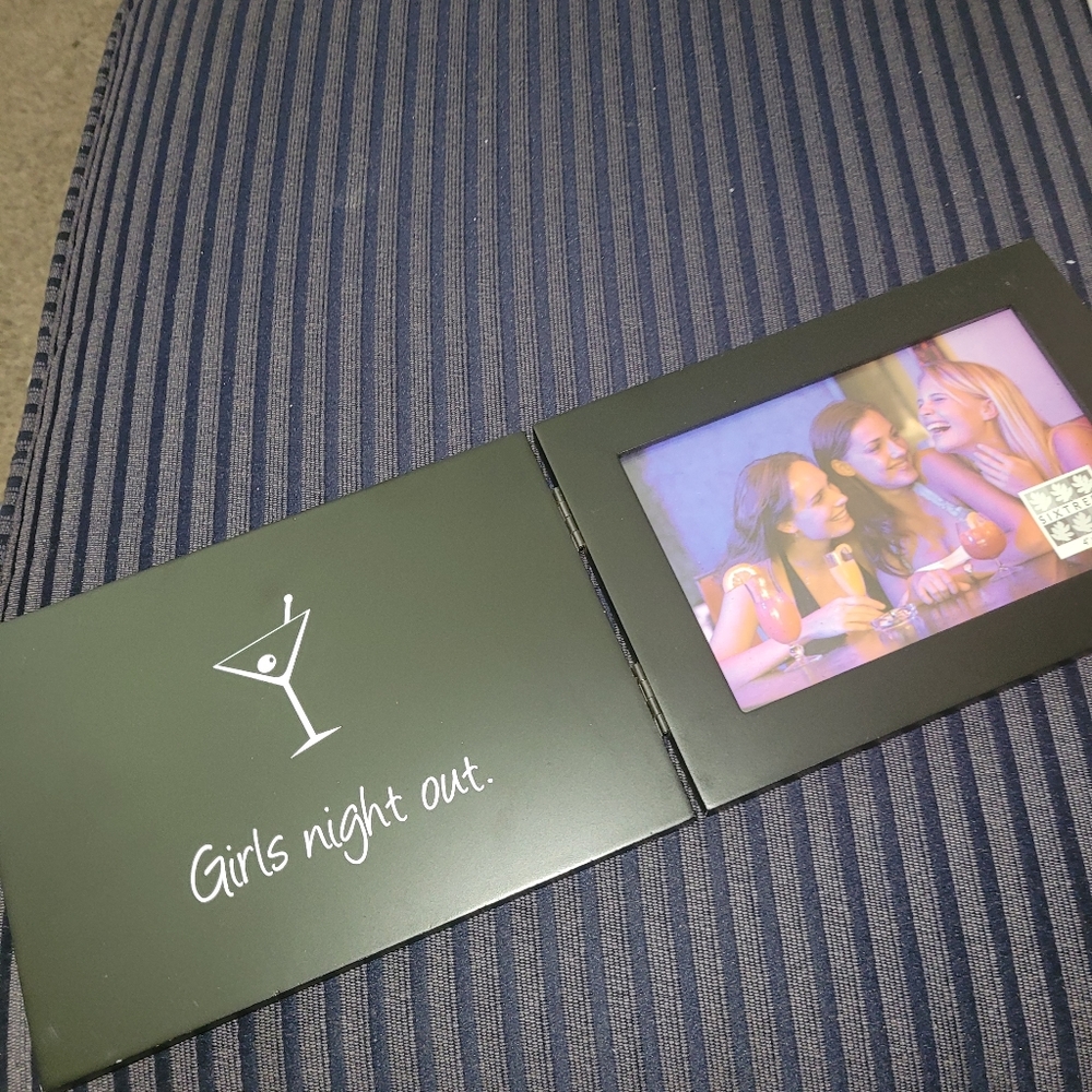 Frame - Picture 2 of 2